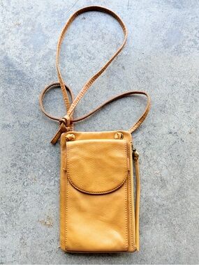 Hobo Agile Crossbody Tan Handbag Floral Lining